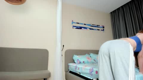 love you online show from February 9, 11:36 am