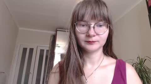 Snapshot of kiragoldens chatting on September 13, 7:11 am KiraGoldens online show from September 13, 7:11 am