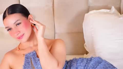 kira online show from September 23, 5:56 am