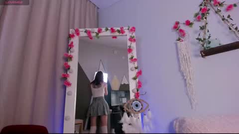 Snapshot of kiralotus chatting on October 26, 6:36 am little vampire online show from October 26, 6:36 am