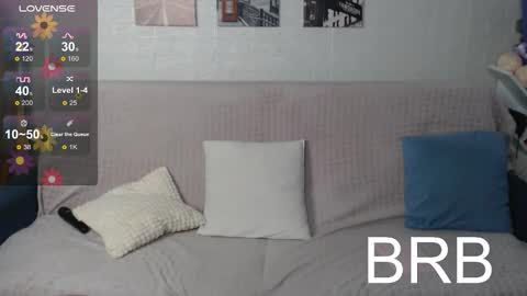 kiramartins cat online show from October 12, 7:16 pm