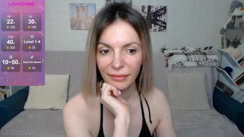 kiramartins cat online show from January 30, 3:22 am