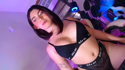 Its your girl KIRA online show from October 22, 2:15 am