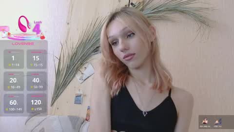 Kira online show from April 1, 2:14 pm