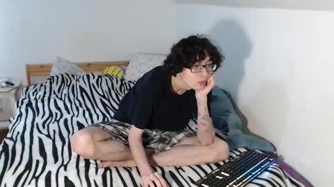 Alan online show from October 27, 11:21 am