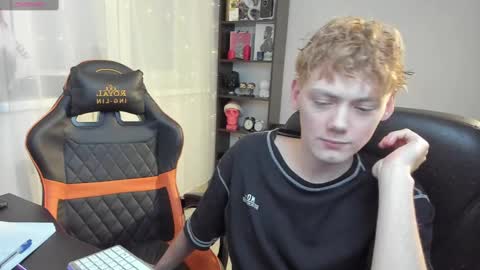 Kirill and Andrey online show from February 15, 4:25 am