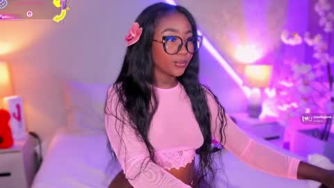 kishalove_ online show from April 3, 10:22 am