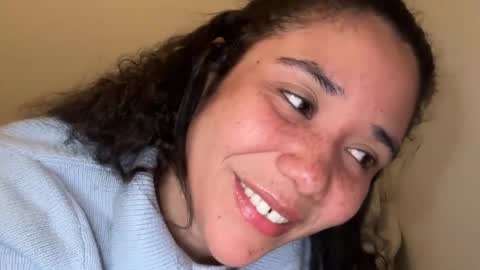 Kiss  Currency online show from February 5, 5:22 am