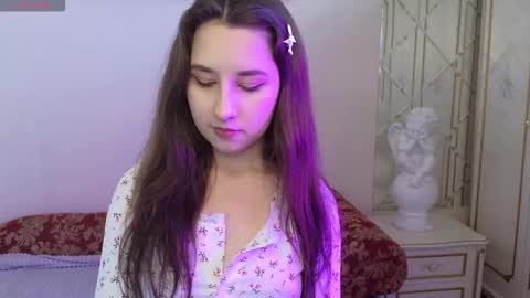 Hot Eva online show from September 26, 11:40 am