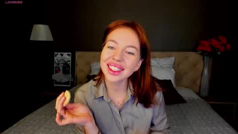 Snapshot of kissi_katyy chatting on September 15, 11:39 pm Katy online show from September 15, 11:39 pm