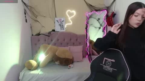 KISSI  online show from November 6, 11:35 am