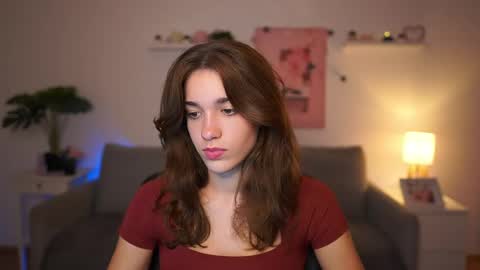 Sisi online show from September 10, 5:14 pm