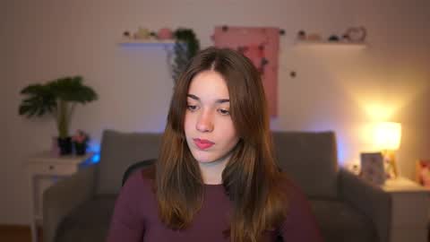 Sisi online show from January 12, 2:13 pm