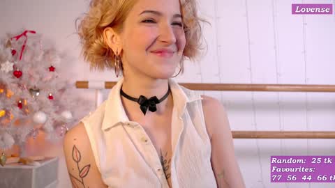 Kate  online show from January 19, 2:06 pm