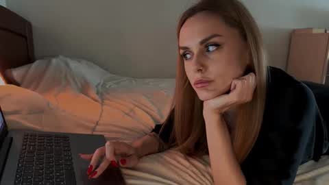 Emma online show from October 14, 10:51 am