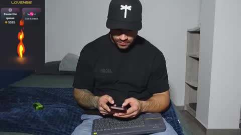 kite__ online show from October 13, 4:03 am