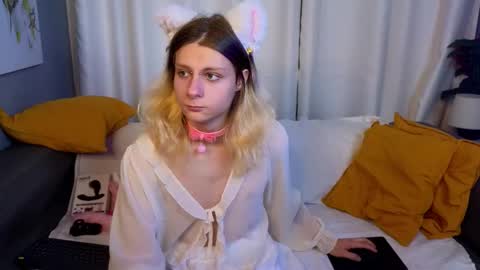 Jackie online show from September 18, 8:35 pm
