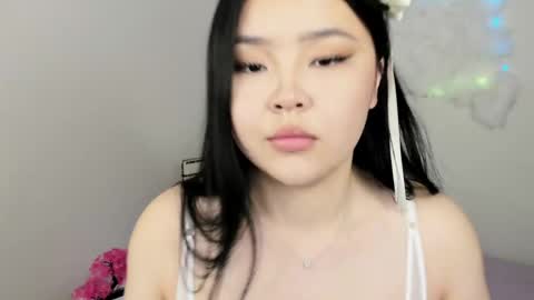 kitsune_lu online show from May 9, 11:38 am