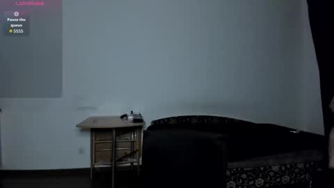 Kitsune online show from October 2, 9:24 pm