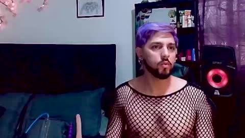 Alejandro online show from October 3, 7:55 pm