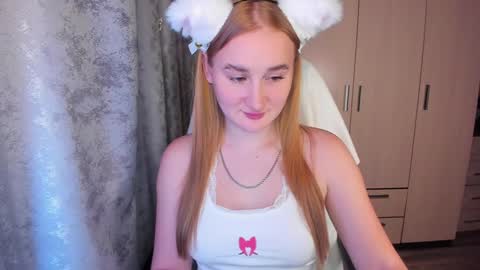 kitten_sun online show from December 22, 11:54 am