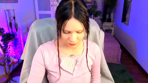 Lolla online show from April 19, 5:41 am