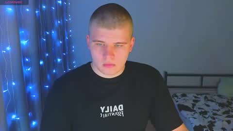 Vlad online show from December 3, 7:58 pm