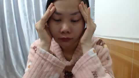 kitti_baby2x online show from November 11, 1:52 am