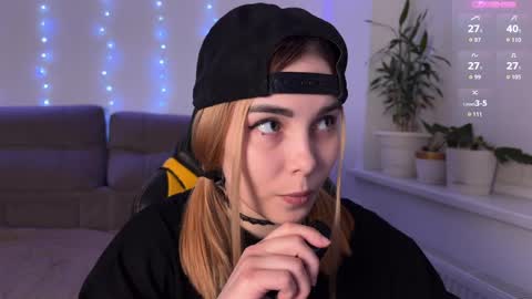 Veronica online show from April 5, 8:28 pm