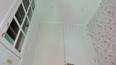 sophie online show from June 30, 6:39 pm