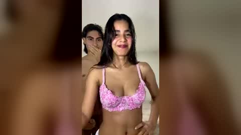 Kitty And Jamess online show from June 21, 3:35 am