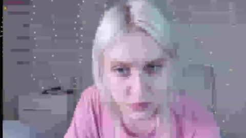 Evelyn online show from October 1, 9:30 am