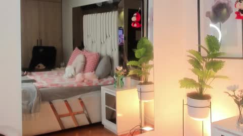 kitty online show from September 27, 11:24 pm