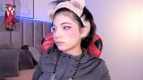Snapshot of kitty_gang chatting on February 27, 2:57 am Camila online show from February 27, 2:57 am