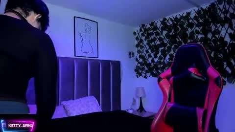 Camila online show from February 2, 3:15 am