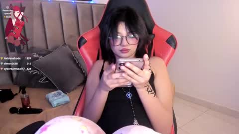 Snapshot of kitty_gang chatting on March 3, 8:38 am Camila online show from March 3, 8:38 am