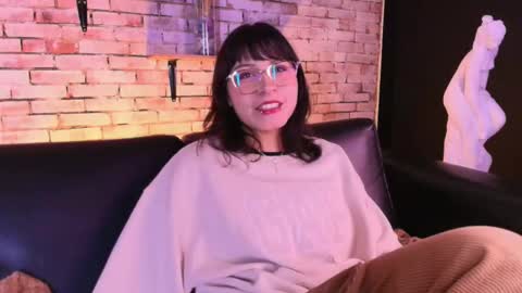 Kitty online show from March 13, 4:49 am