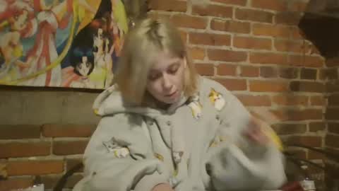 Snapshot of kitty_vonkush_ chatting on December 5, 2:47 am GoddessKittyFinDom online show from December 5, 2:47 am