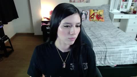 Isabel online show from March 27, 1:11 am