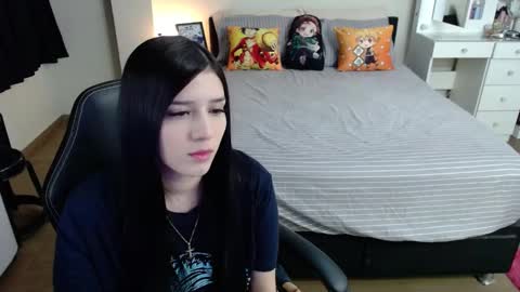 Snapshot of kittykat18x chatting on March 3, 11:46 pm Isabel online show from March 3, 11:46 pm
