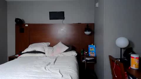 kittykat 1999 online show from February 9, 11:25 am