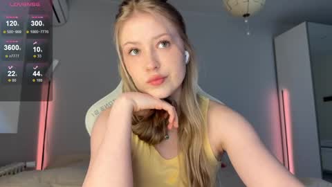 Monika online show from June 8, 3:29 am