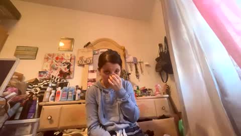 kittyluvx online show from February 17, 8:38 pm