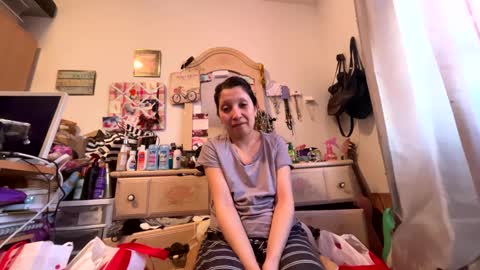kittyluvx online show from February 17, 5:12 pm