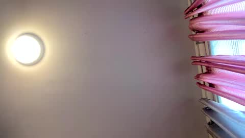 kittyluvx online show from February 7, 9:15 pm