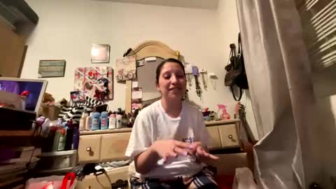 kittyluvx online show from February 13, 12:35 am