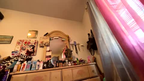 kittyluvx online show from February 21, 3:21 pm