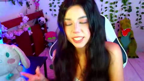 Kittyuwu  online show from September 29, 6:18 pm