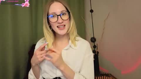 Kate online show from September 24, 11:17 am