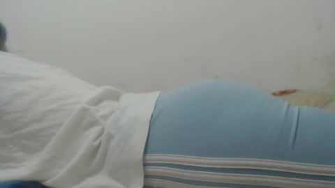 kittywhiteass online show from December 7, 8:16 am